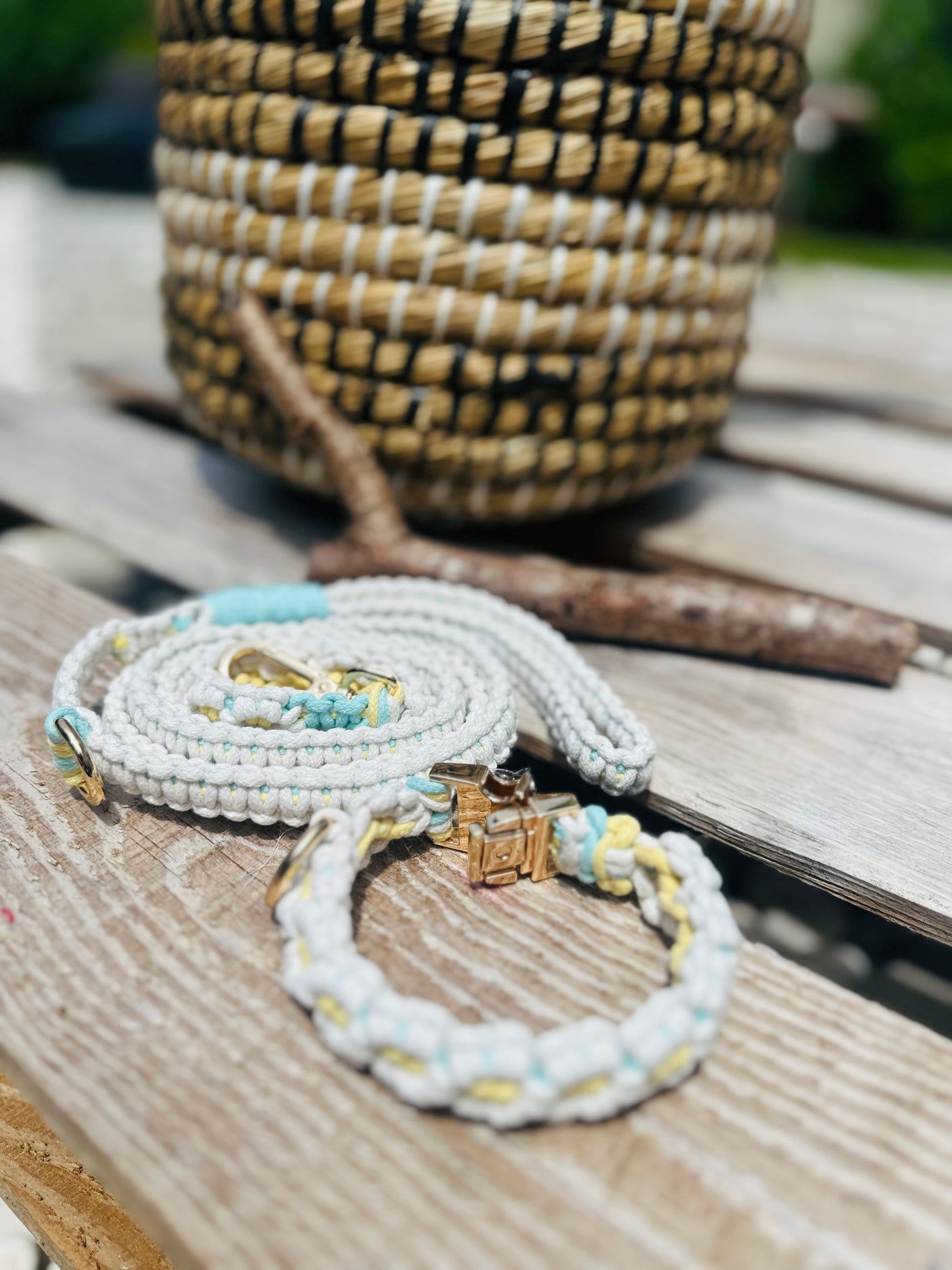 Flower Macrame leash ( yellow)